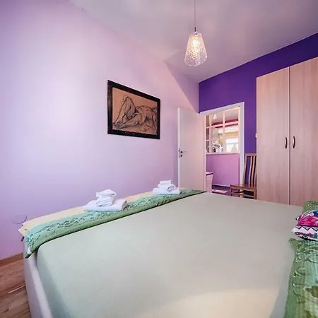 Pelagosa * Komiza