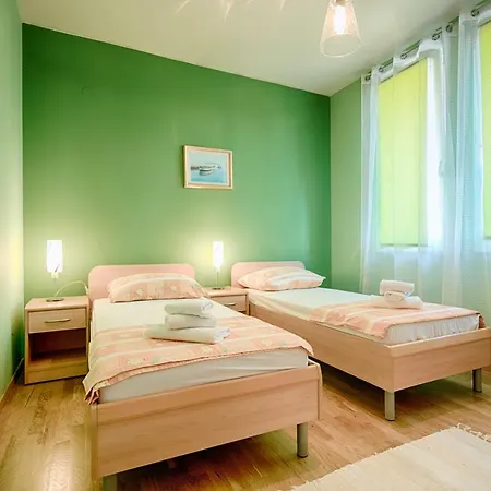 Apartment Pelagosa Komiza